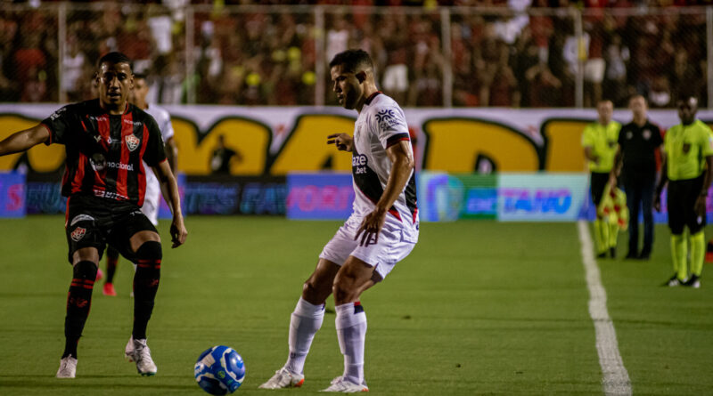 Vitória perde invencibilidade e sai do Barradão com o placar de 3 a 2 para o Atlético-GO 1