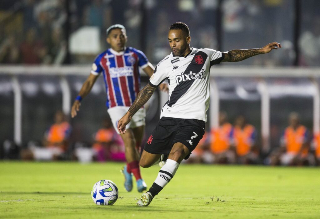 Bahia surpreende o Vasco em São Januário e conquista primeiro triunfo no Brasileirão 1