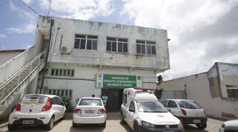 Sesau se manifesta sobre vídeo que mostra desespero de um pai clamando por atendimento médico para filha no PA de Monte Gordo