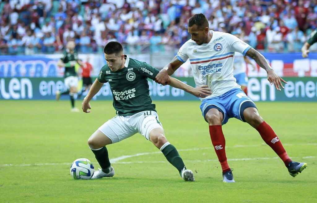 Bahia passa sufoco, mas fica no empate com o Goiás na Fonte Nova 1