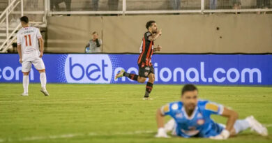 Fora de casa, Vitória vence o Tombense e segue líder da Série B 4