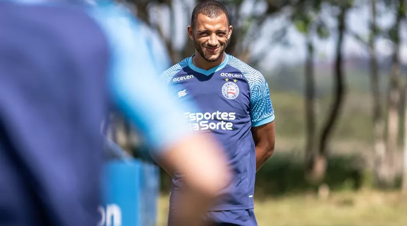 Vitor Hugo pode deixar o Bahia após suposta discussão com técnico Renato Paiva 1