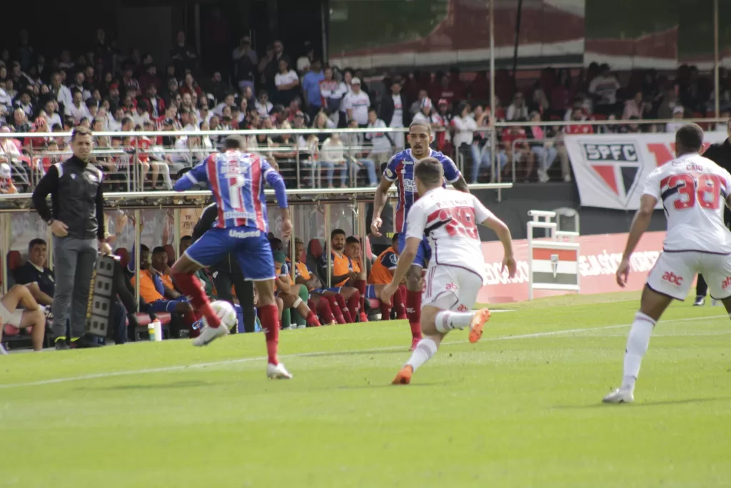 Bahia empata com o São Paulo e segue dentro da zona de rebaixamento