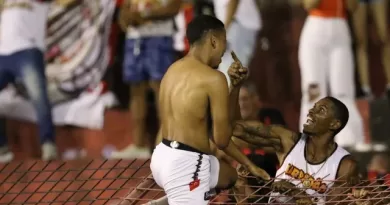 Vitória vence o Sport na Ilha do Retiro e reassume a liderança da Série B 3