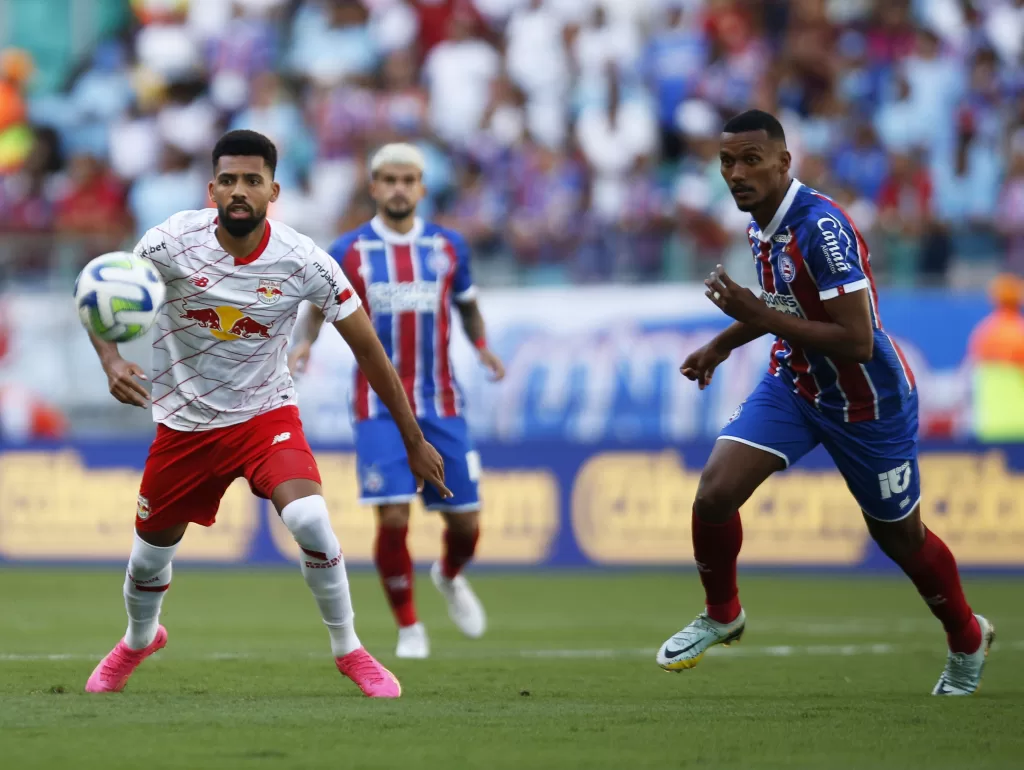 Bahia aplica sonora goleada no RedBull Bragantino e respira na tabela da Série A