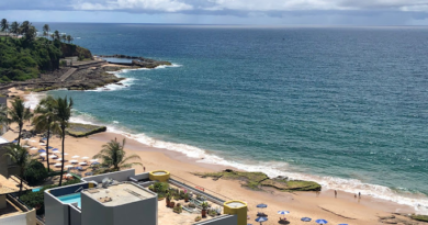 Moradores do Rio Vermelho denunciam construção de espigões na Praia do Buracão