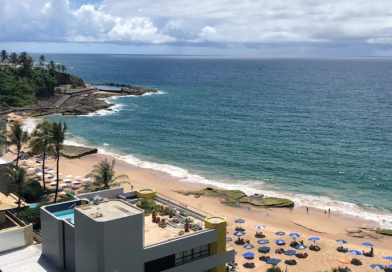 Moradores do Rio Vermelho denunciam construção de espigões na Praia do Buracão
