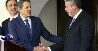 Conflito! Fala de Haddad faz deputados cancelar reunião sobre arcabouço fiscal