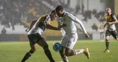 Em jogo equilibrado, Vitória perde para o Criciúma e desperdiça chance de aumentar vantagem na liderança da Série B