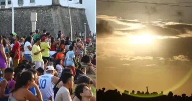 Eclipse solar na Bahia atraem centenas de pessoas ao Farol e Morro do Cristo na Barra