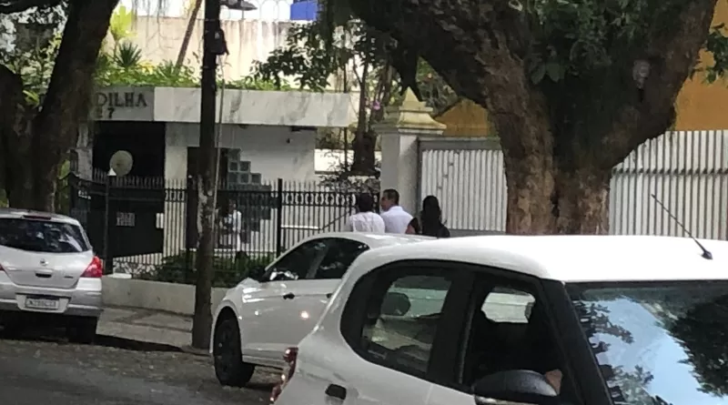 Fora do Bahia há um mês, Renato Paiva é flagrado em Salvador na tarde deste domingo (01)