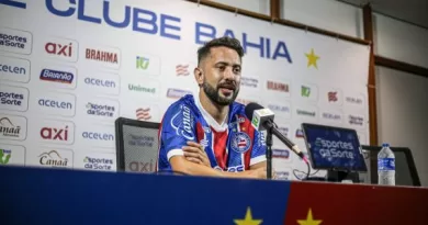 Everton Ribeiro é apresentado oficialmente no Bahia