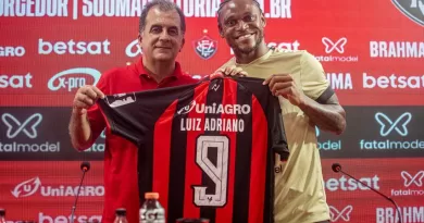 Luiz Adriano é apresentado no Vitória e se junta ao elenco rubro-negro