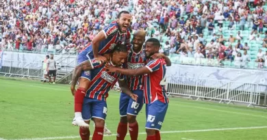 Bahia bate a Jacuipense e confirma liderança na primeira fase do Baianão