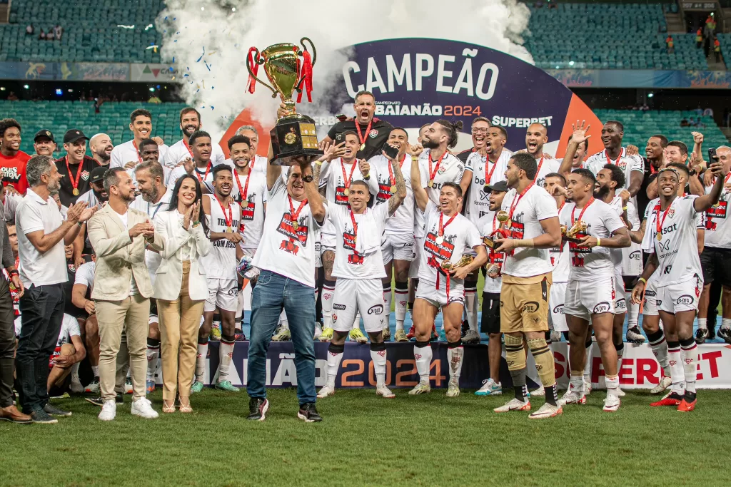 Vitória segura empate com o Bahia na Fonte Nova e conquista o Campeonato Baiano após seis anos 1