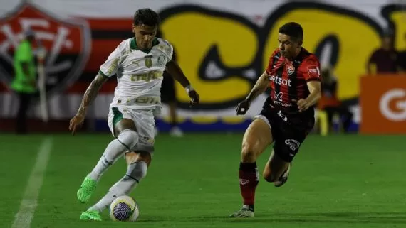 Vitória perde para o Palmeiras na estreia do Brasileirão