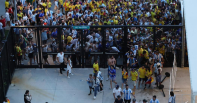 Após confusões e brigas, final da Copa América é adiada em 30 minutos 2