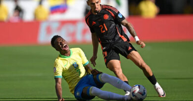 Ao som de 'olé', time de Dorival e da CBF empata com a Colômbia em jogo vexatório para o futebol brasileiro