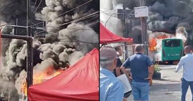 Ônibus é incendiado no final de linha do IAPI; circulação é suspensa no bairro