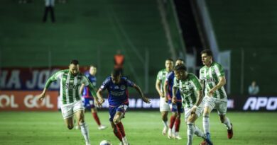 Bahia perde de virada e mantém sequência ruim no Brasileirão