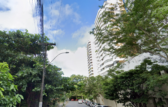 Mulher morre após cair de 6º andar de prédio de luxo no bairro do Itaigara, em Salvador