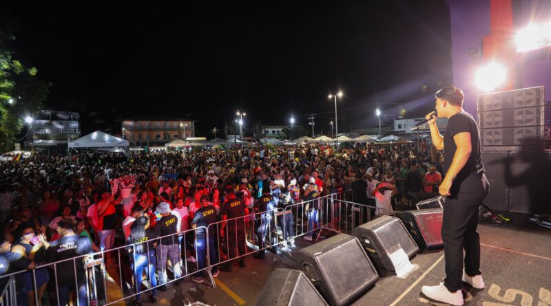 Artistas locais e regionais marcam presença na Festa de Monte Gordo em duas noites de show