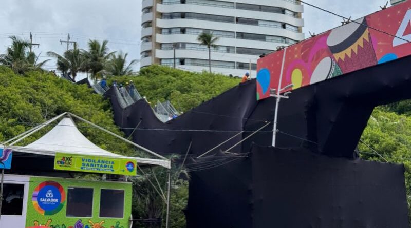 Justiça determina interdição de passarela construída para acesso a camarotes no Carnaval de Salvador