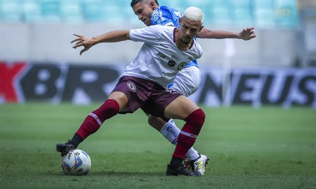 Jacuipense vence o Bahia na Fonte Nova e leva vantagem para jogo de volta