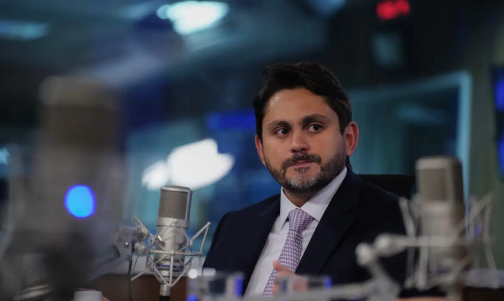 Juscelino Filho pede demissão do Ministério das Comunicações