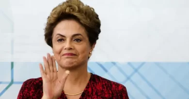 Dilma Rousseff é reconhecida como anistiada política e receberá R$100 mil de indenização