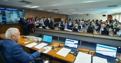 CCJ do Senado aprova fim da reeleição e mandato único de cinco anos para cargos do Executivo e Legislativo