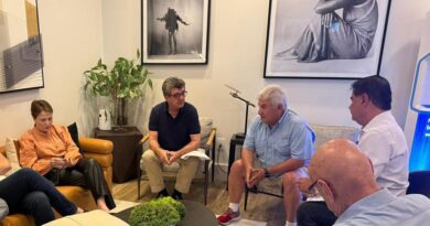 Senadores estão nos EUA para tentar barrar tarifaço de Trump