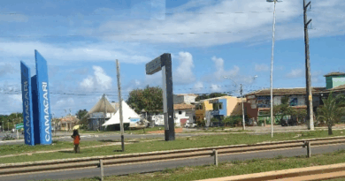 Jovem de 20 anos morre atropelada na BA-099, em Arembepe