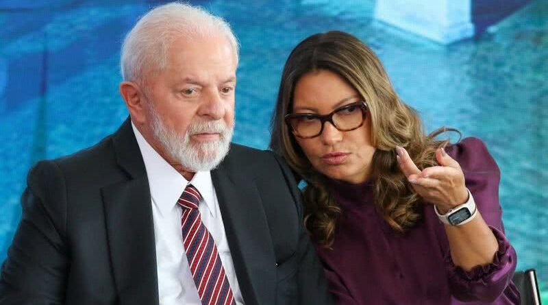 Janja ataca evangélicos em filme que critica a ligação entre fé e política