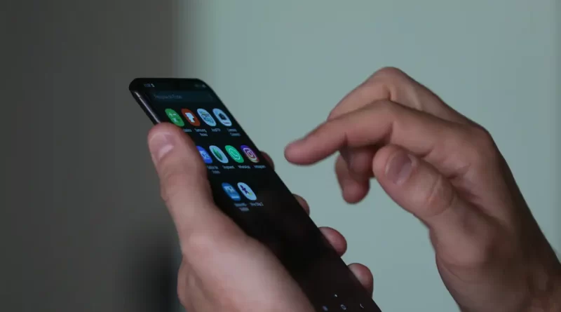 Clientes da Claro enfrentam falhas em telefonia fixa no Nordeste após a Oi terceirizar serviço