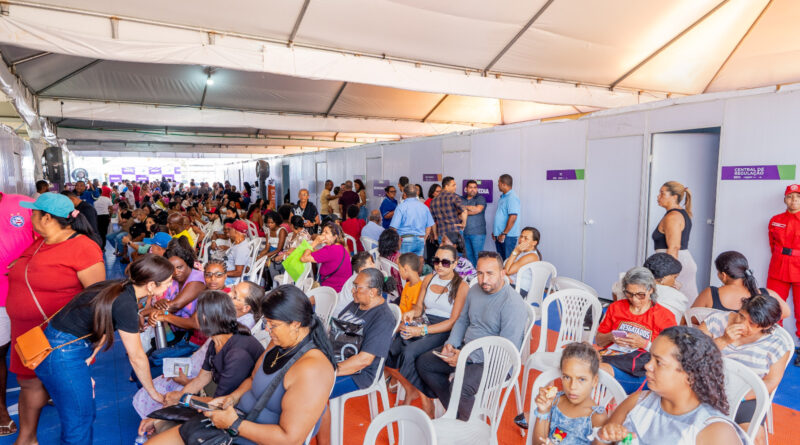 Prefeitura de Camaçari lança programa em Vila de Abrantes para reduzir fila de exames e consultas
