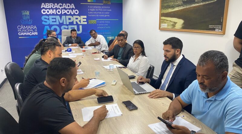 Comissão da Câmara de Camaçari contraria decisão do TCM e recomenda reprovação das contas de Caetano de 2012