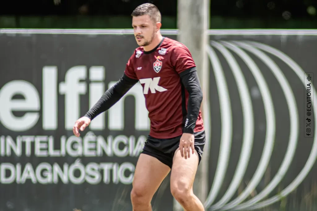Renato Kayzer antecipa reapresentação e inicia pré-temporada no Vitória