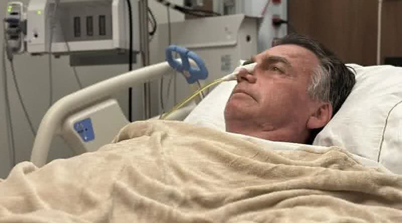 Bolsonaro passa por nova cirurgia para tratar crises de soluço em Brasília