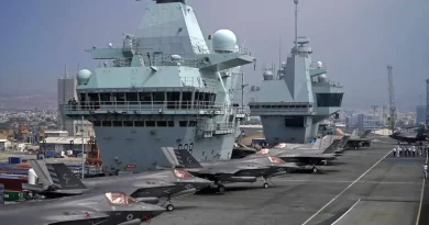 Porta-aviões dos EUA chega ao Oriente Médio em meio a tensões com o Irã