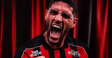 Vitória anuncia zagueiro Riccieli como terceiro reforço para a temporada 2026