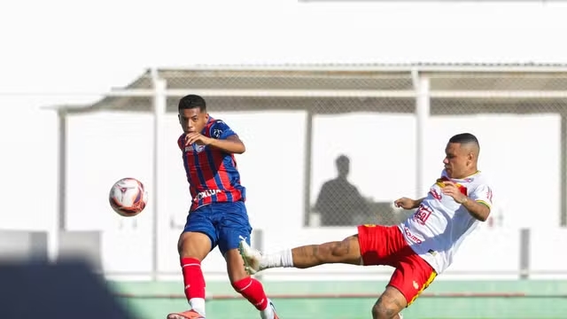 Juazeirense e Bahia empatam em jogo marcado por sol forte em Juazeiro