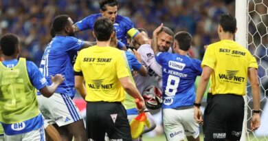 Confusão na final do Mineiro termina com 23 expulsões na súmula