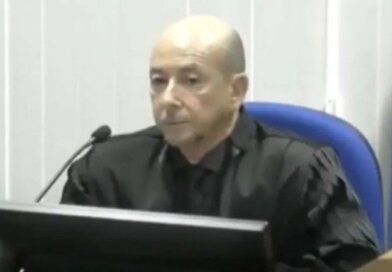Juiz que guardou processos em casa por quase dez anos é aposentado compulsoriamente na Bahia