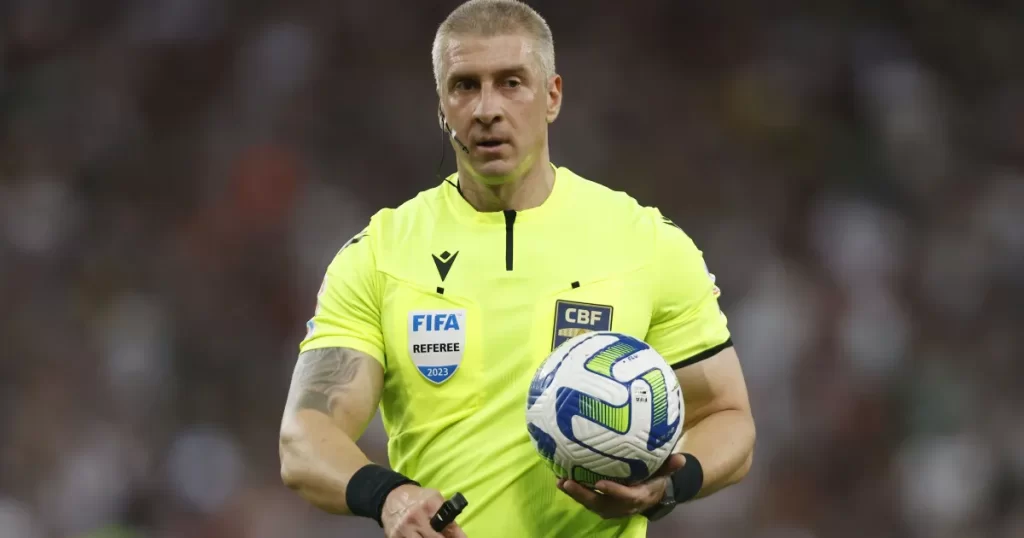 CBF admite erro contra o Vitória no Maracanã, mas livra vista grossa de Anderson Daronco de punição
