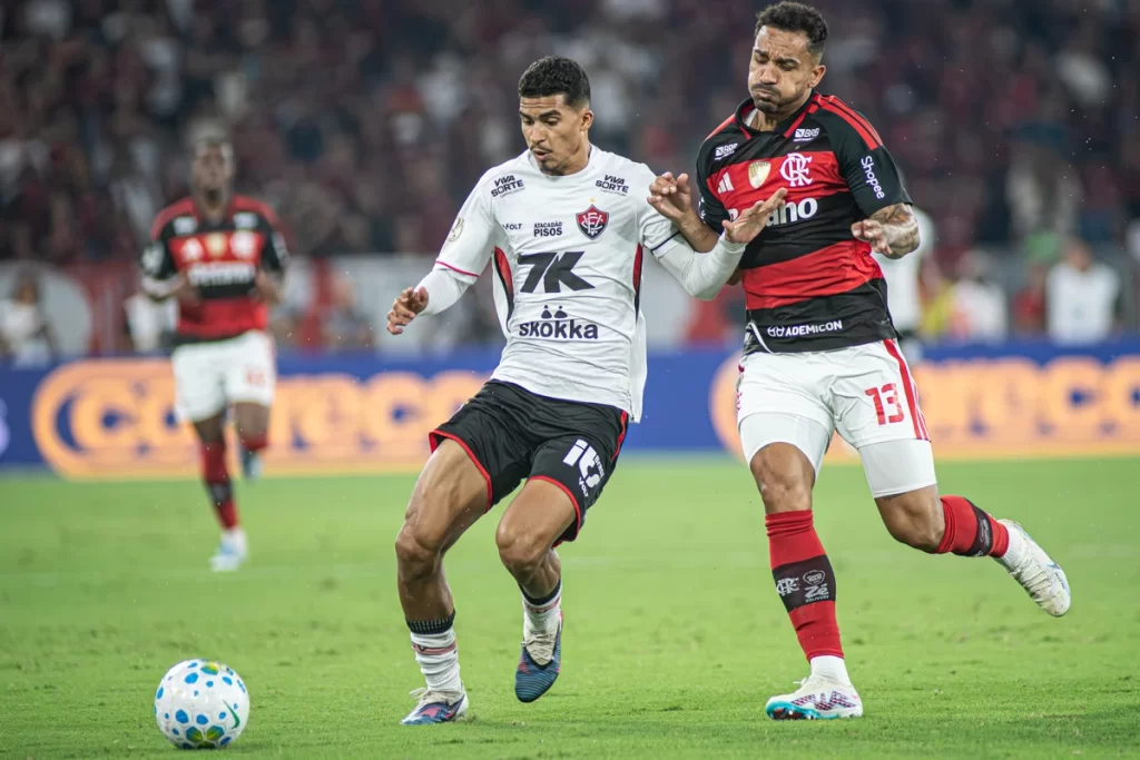Vitória é superado pelo Flamengo no jogo de ida, mas segue vivo na Copa do Brasil 1