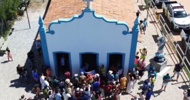Comunidade reage e faz ato público contra retirada de igreja de mais de 400 anos em Sergipe