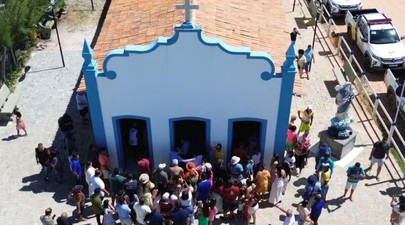 Comunidade reage e faz ato público contra retirada de igreja de mais de 400 anos em Sergipe