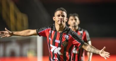 Vitória vence o Piauí no Barradão e segue firme na Copa do Nordeste