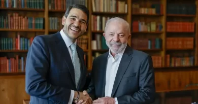 Rejeitado para o STF, Jorge Messias cogita deixar governo Lula após derrota no Senado